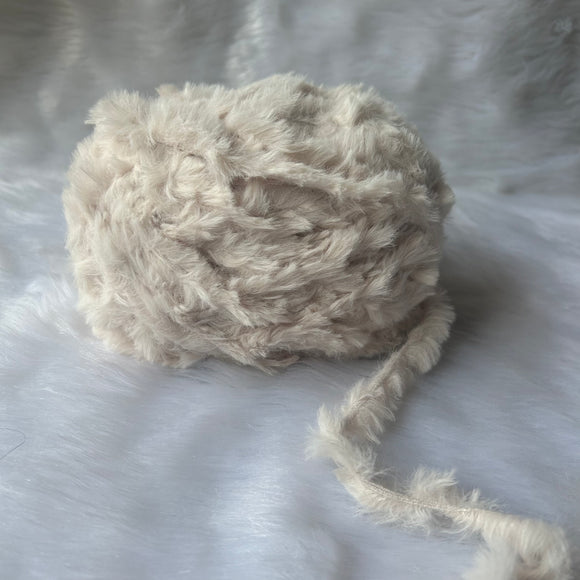 Faux Fur - Off White